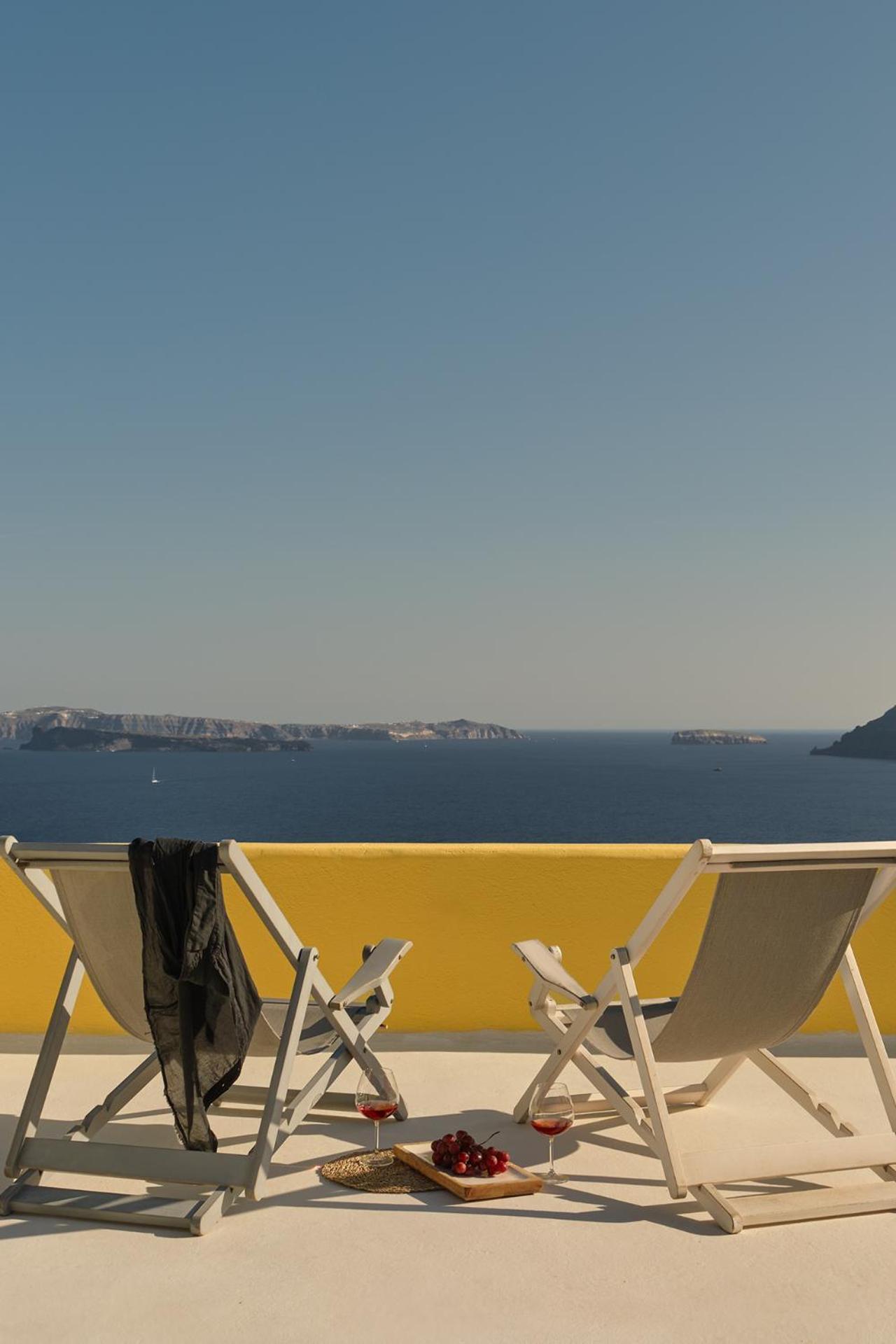 Ilivatos - Elegant Villa On The Caldera'S Edge Oía Exterior foto