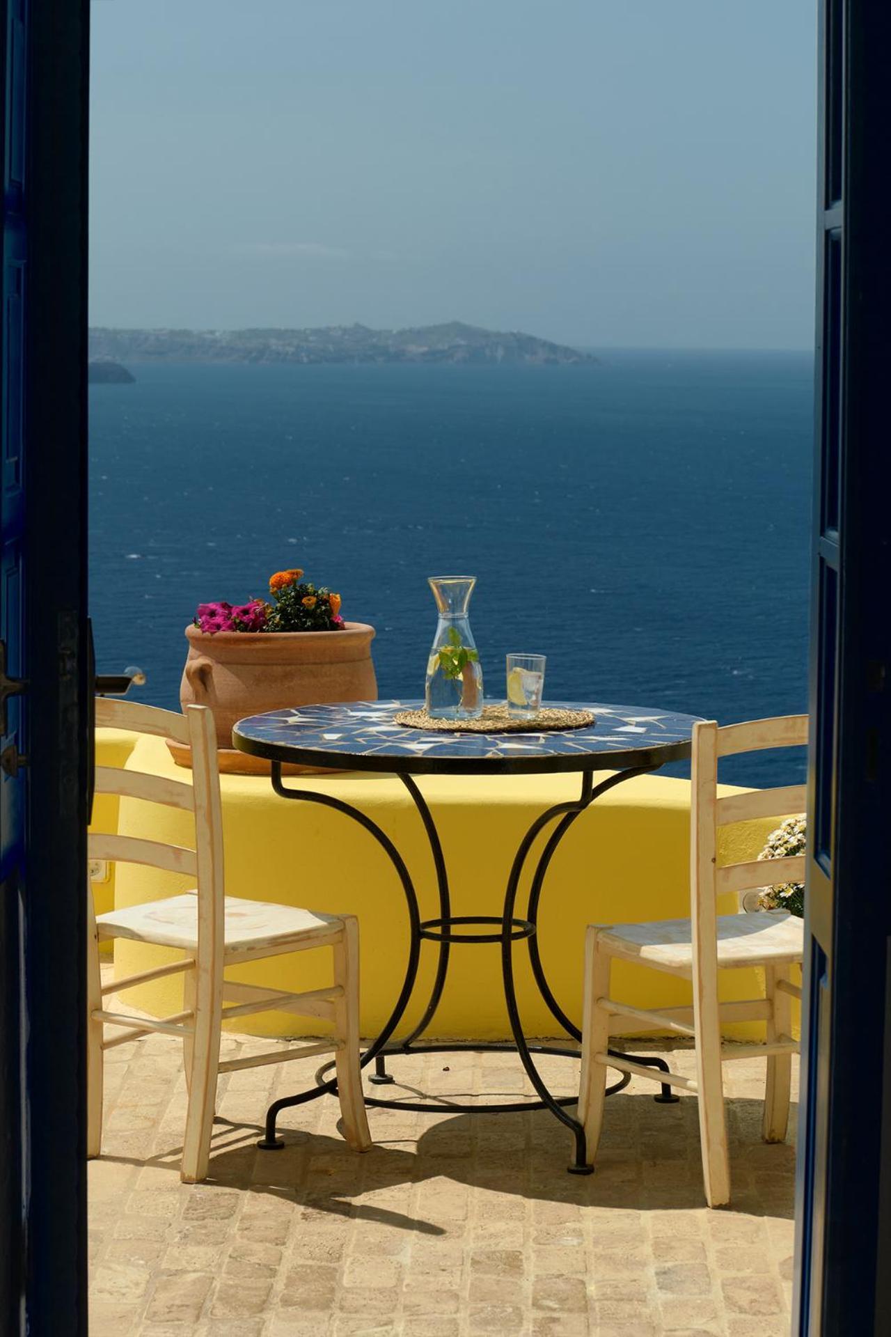Ilivatos - Elegant Villa On The Caldera'S Edge Oía Exterior foto