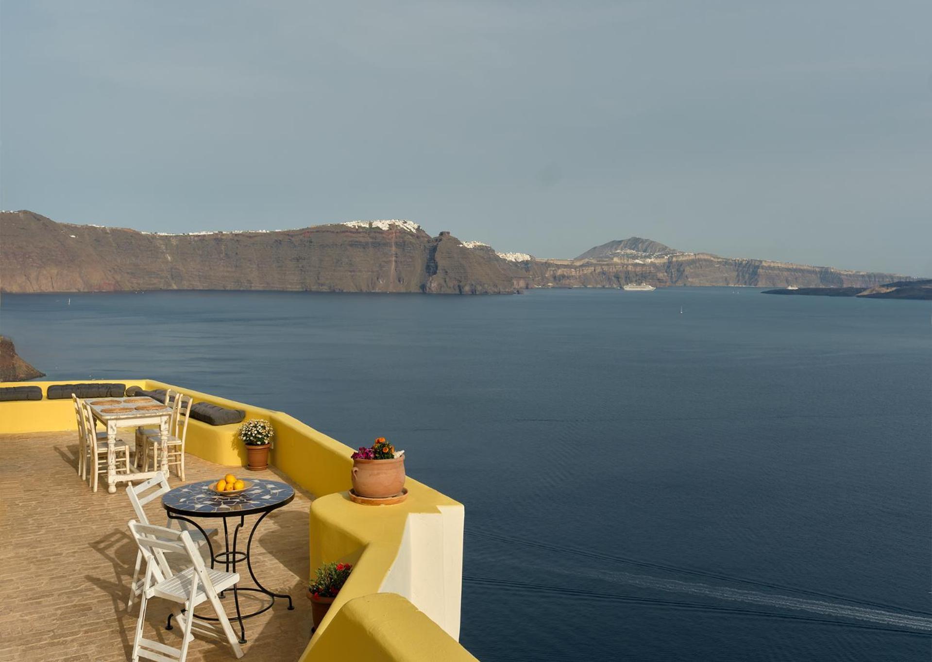 Ilivatos - Elegant Villa On The Caldera'S Edge Oía Exterior foto