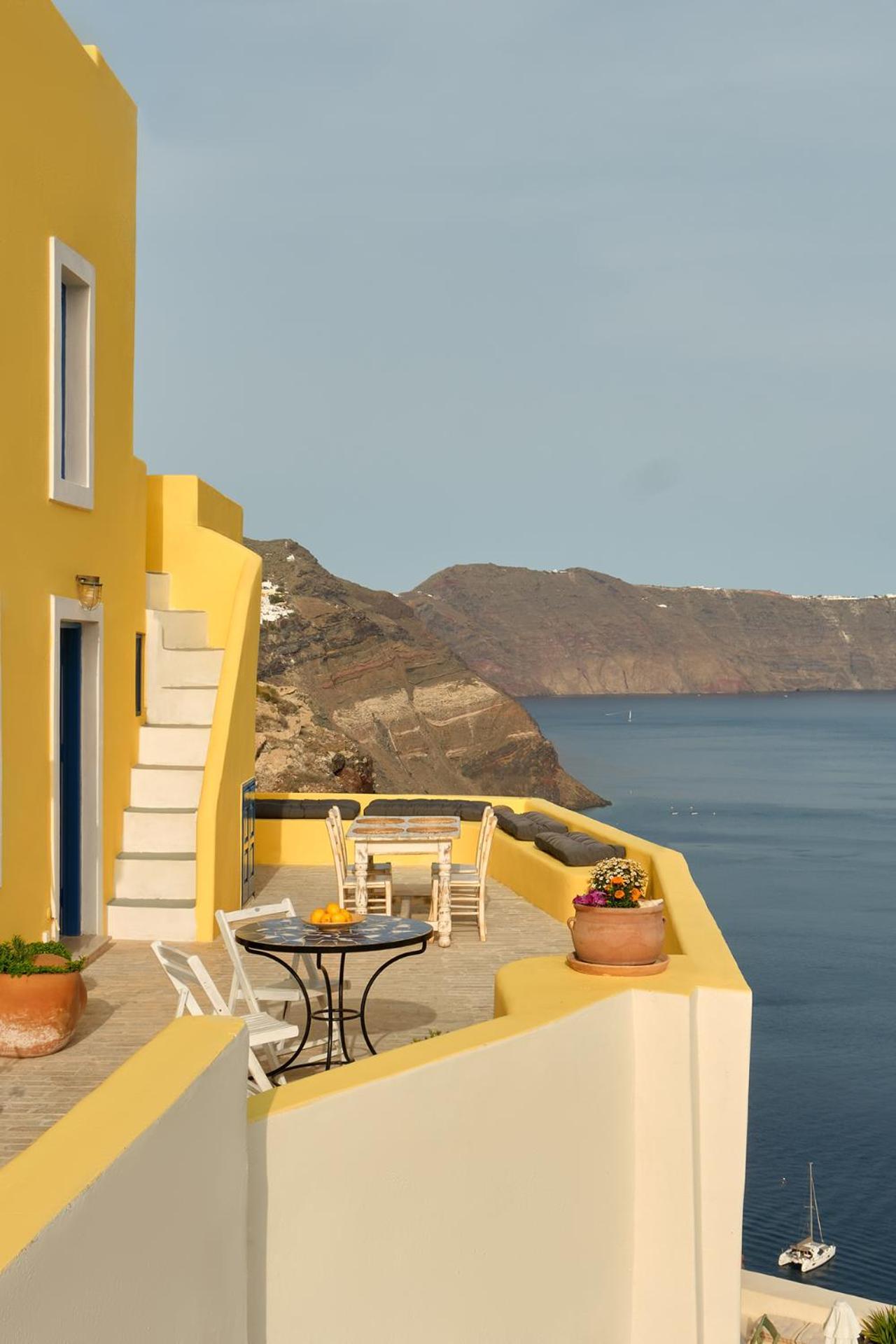 Ilivatos - Elegant Villa On The Caldera'S Edge Oía Exterior foto