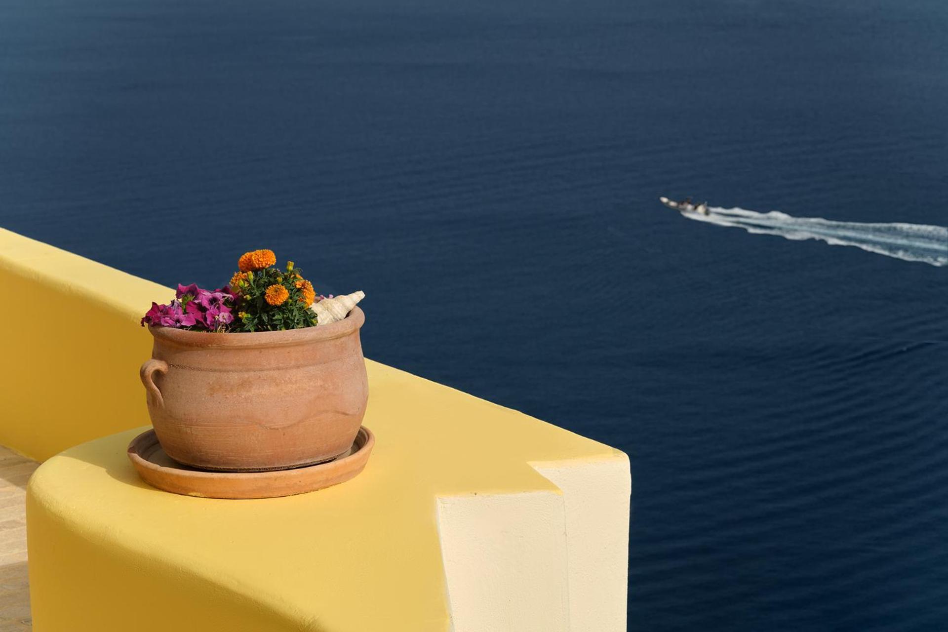 Ilivatos - Elegant Villa On The Caldera'S Edge Oía Exterior foto